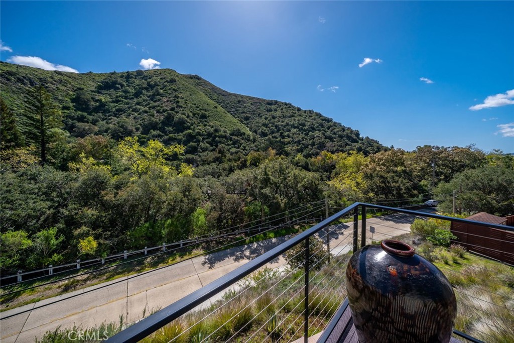 2318 Santa Ynez Avenue