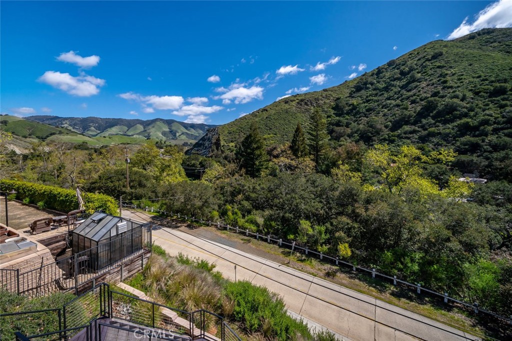 2318 Santa Ynez Avenue