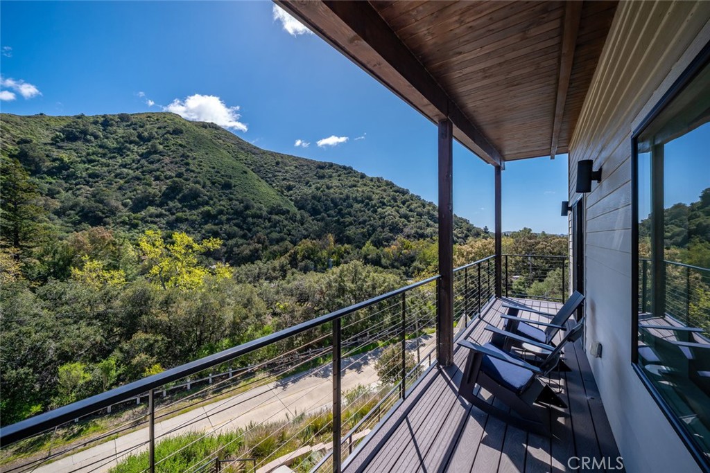 2318 Santa Ynez Avenue