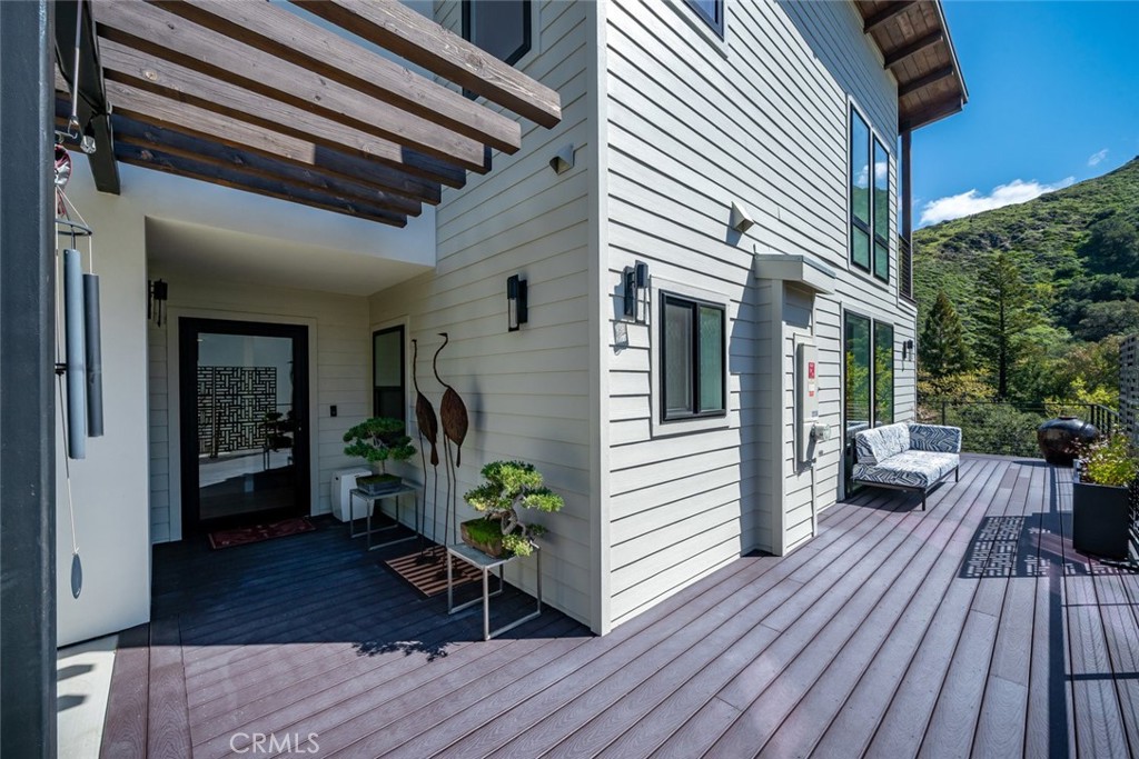 2318 Santa Ynez Avenue