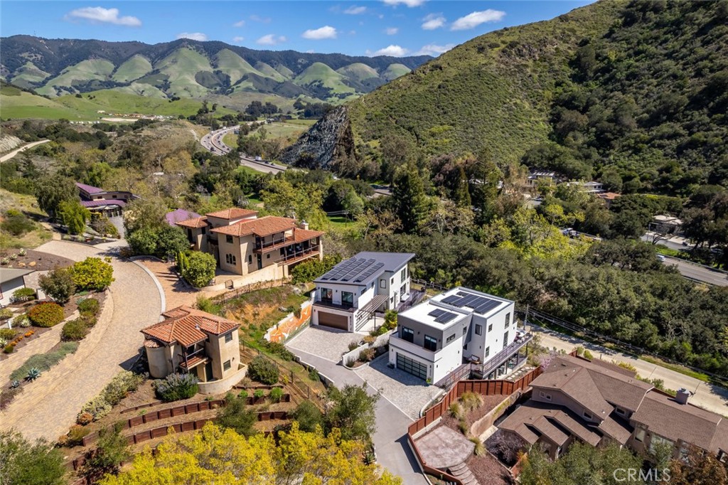 2318 Santa Ynez Avenue