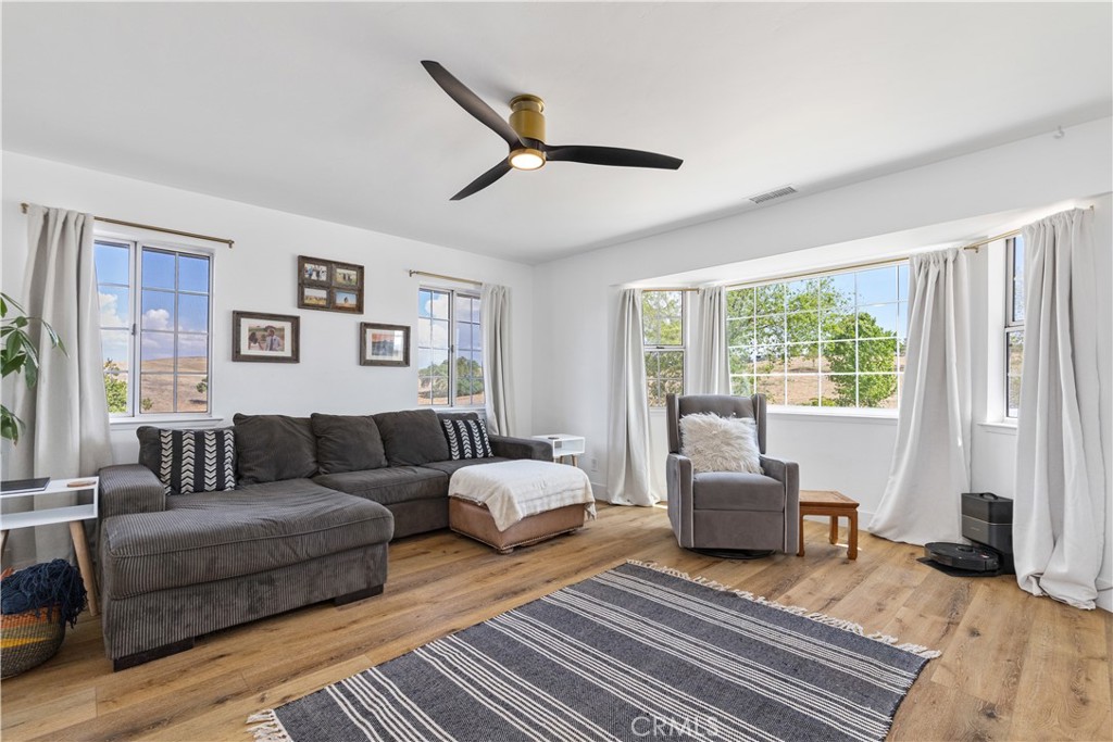 3150 Bluegrass Place