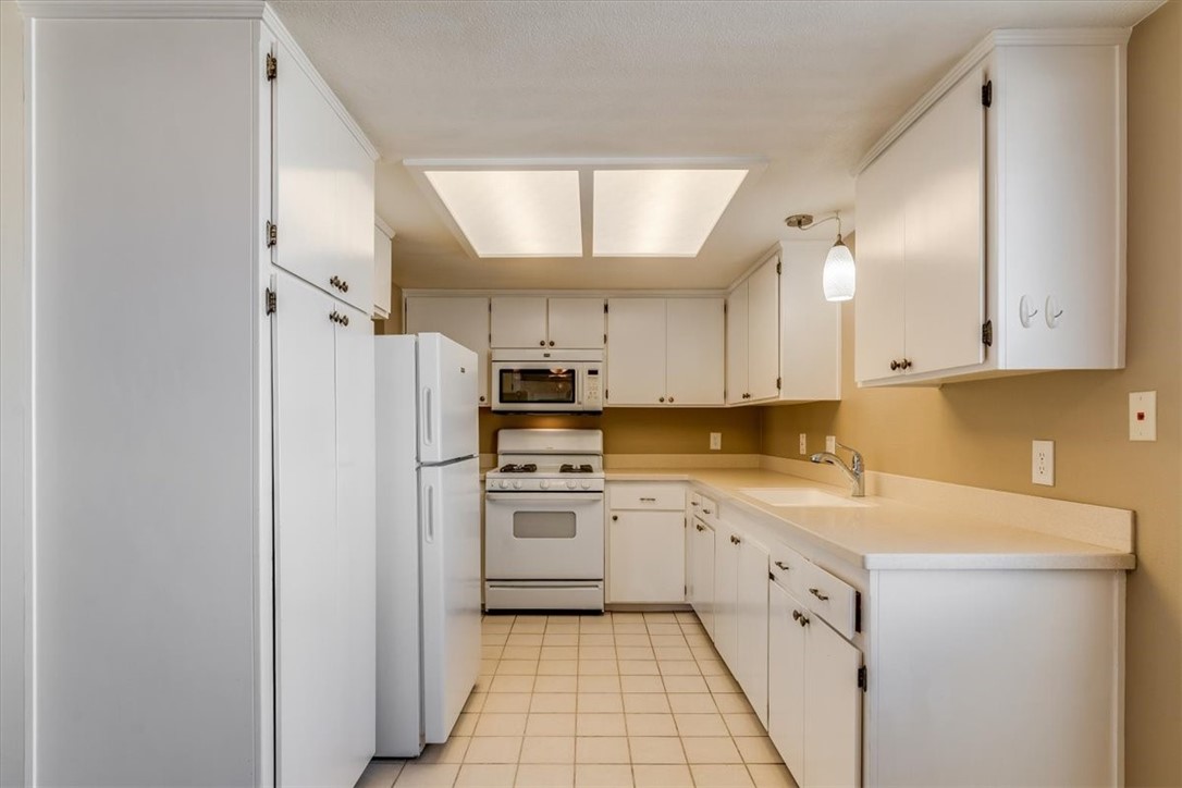 7436 Santa Ysabel Avenue C