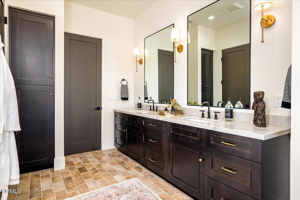 2575 Warm Springs Lane