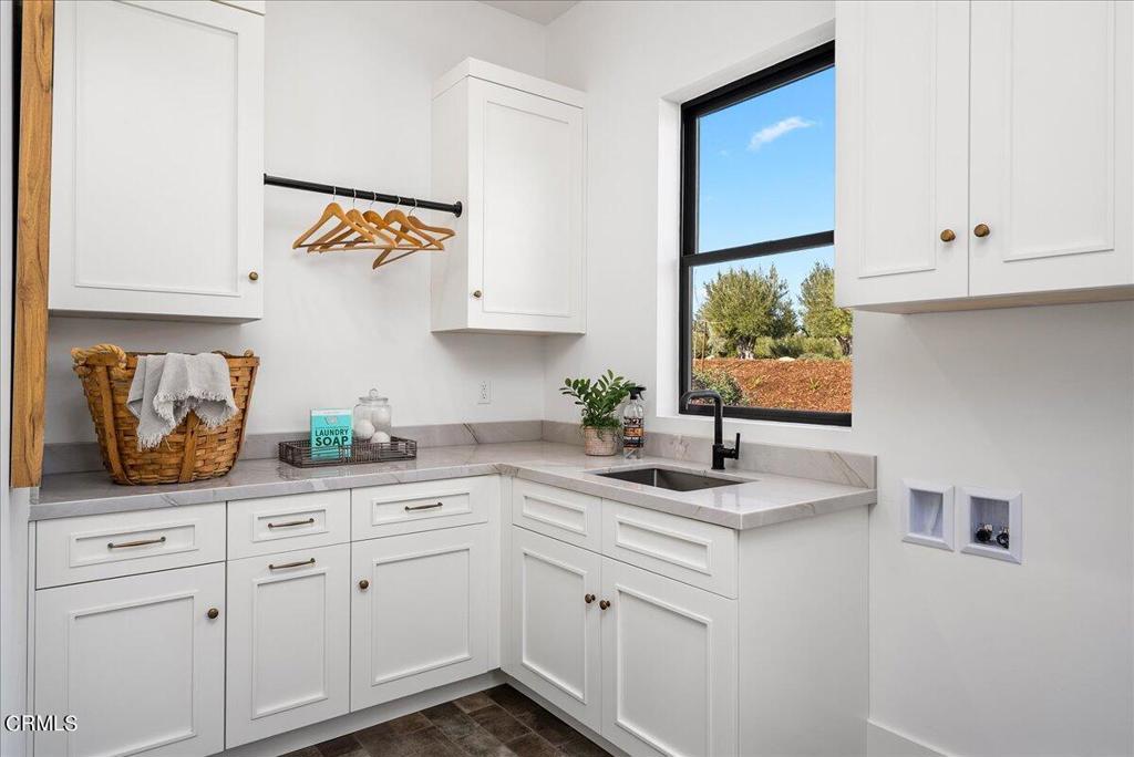 2575 Warm Springs Lane