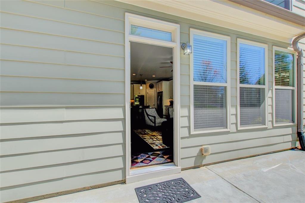 1040 PEYTON VIEW Court