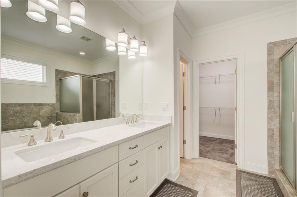 1040 PEYTON VIEW Court