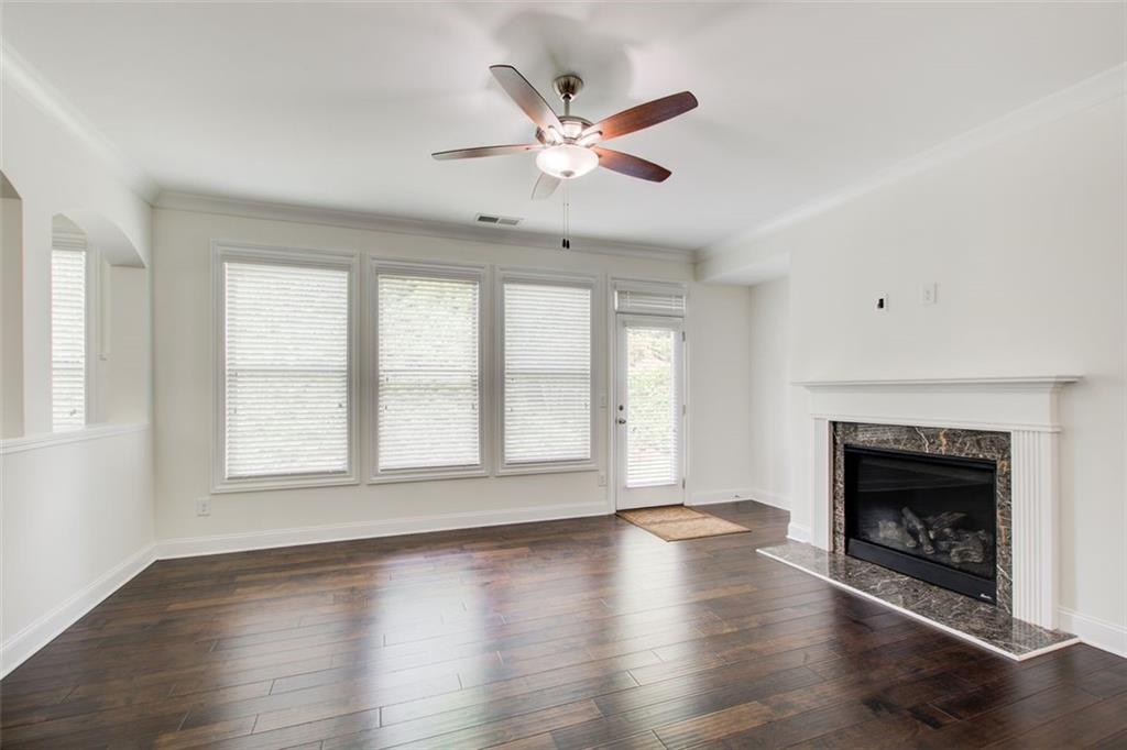 1040 PEYTON VIEW Court