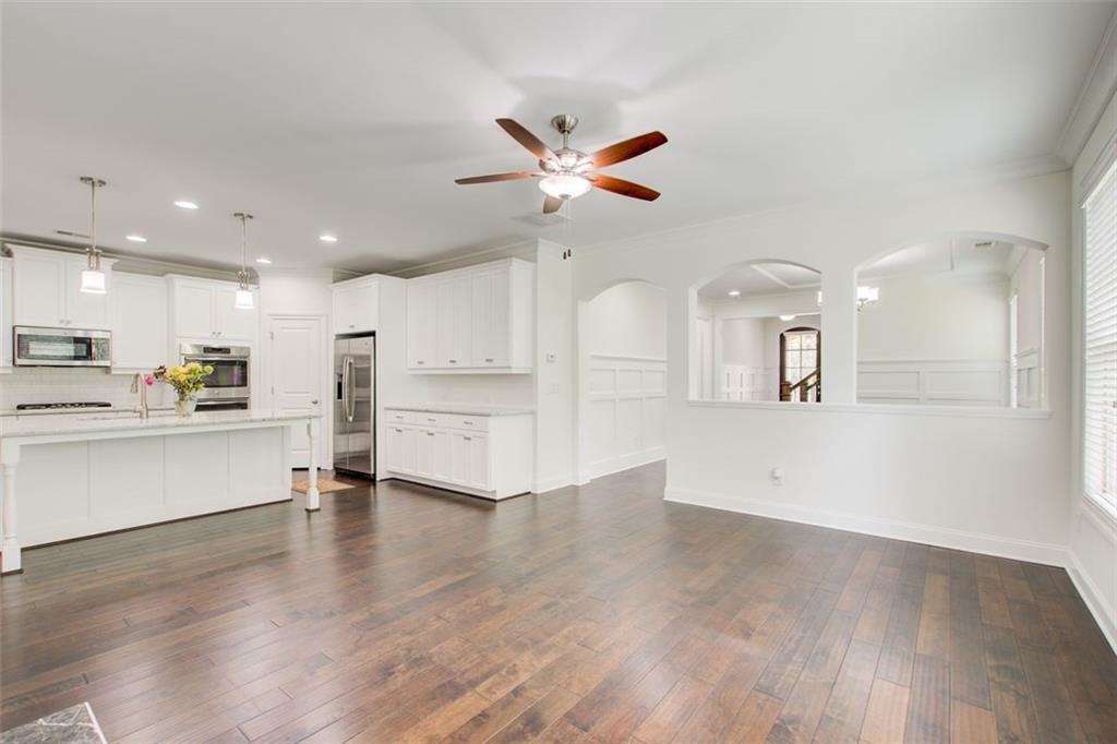 1040 PEYTON VIEW Court