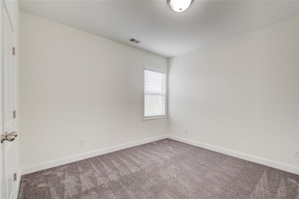 1040 PEYTON VIEW Court