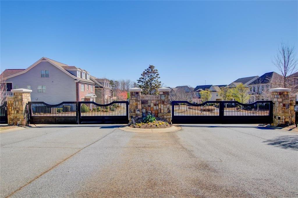 1040 PEYTON VIEW Court