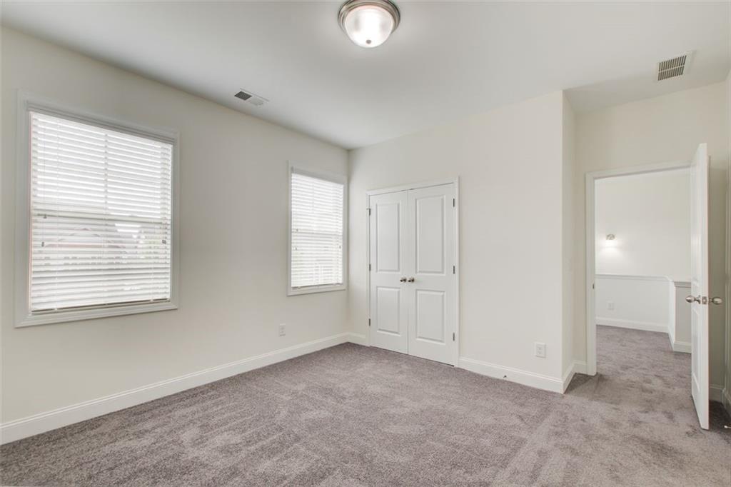 1040 PEYTON VIEW Court