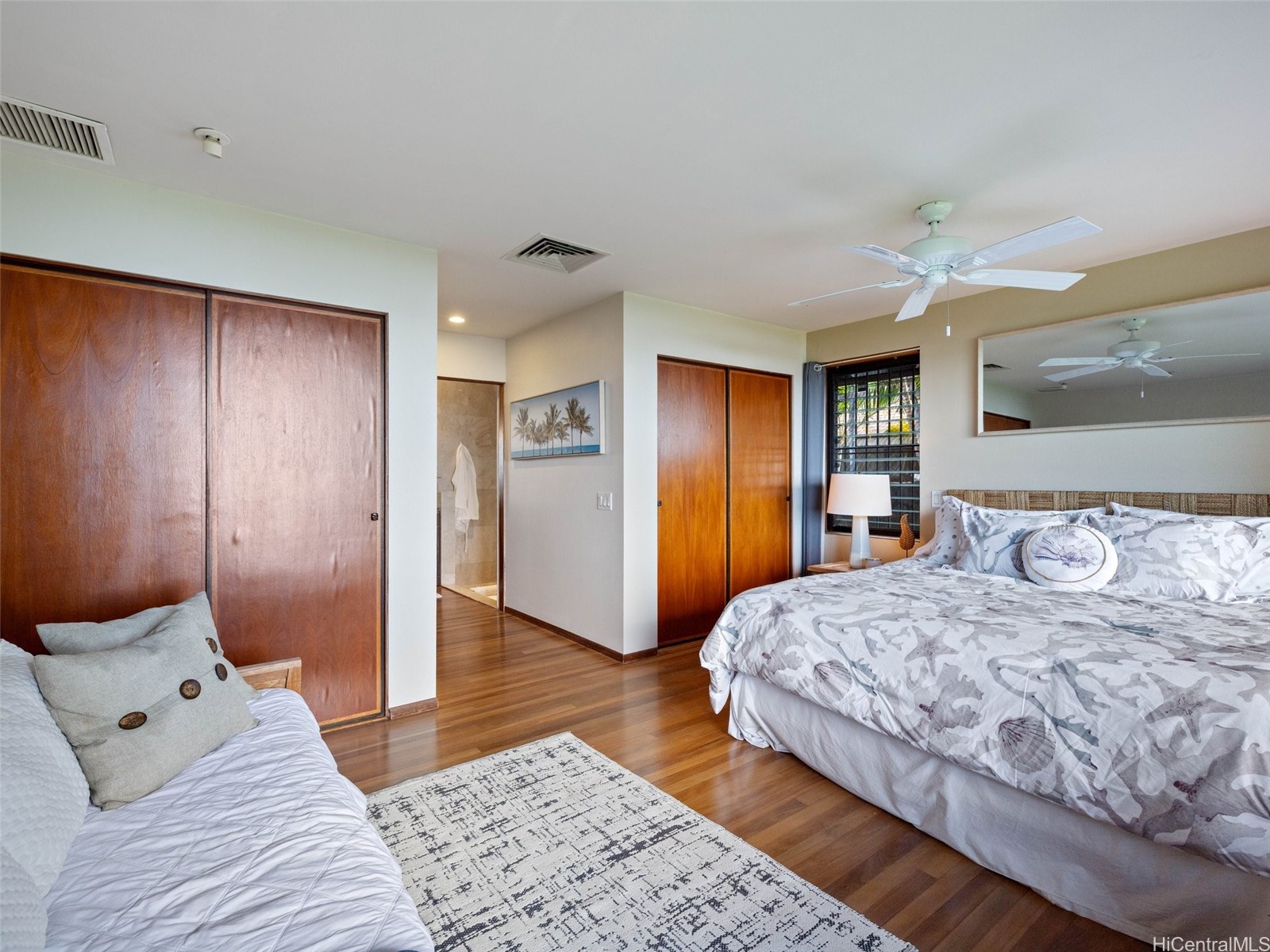 5543 Kalanianaole Highway