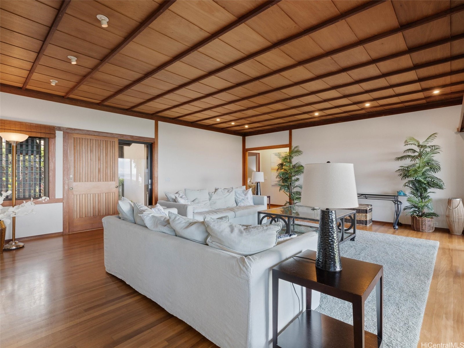 5543 Kalanianaole Highway
