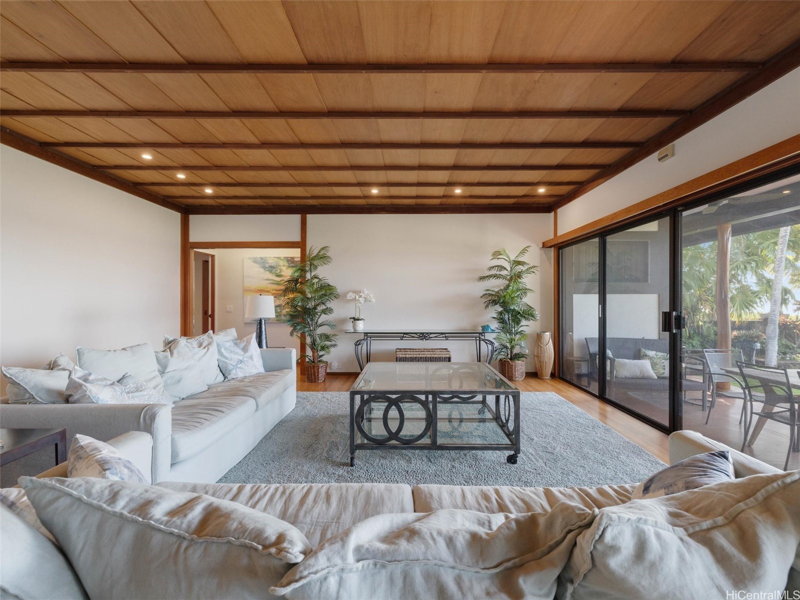 5543 Kalanianaole Highway