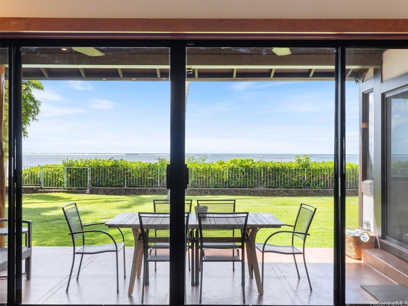 5543 Kalanianaole Highway