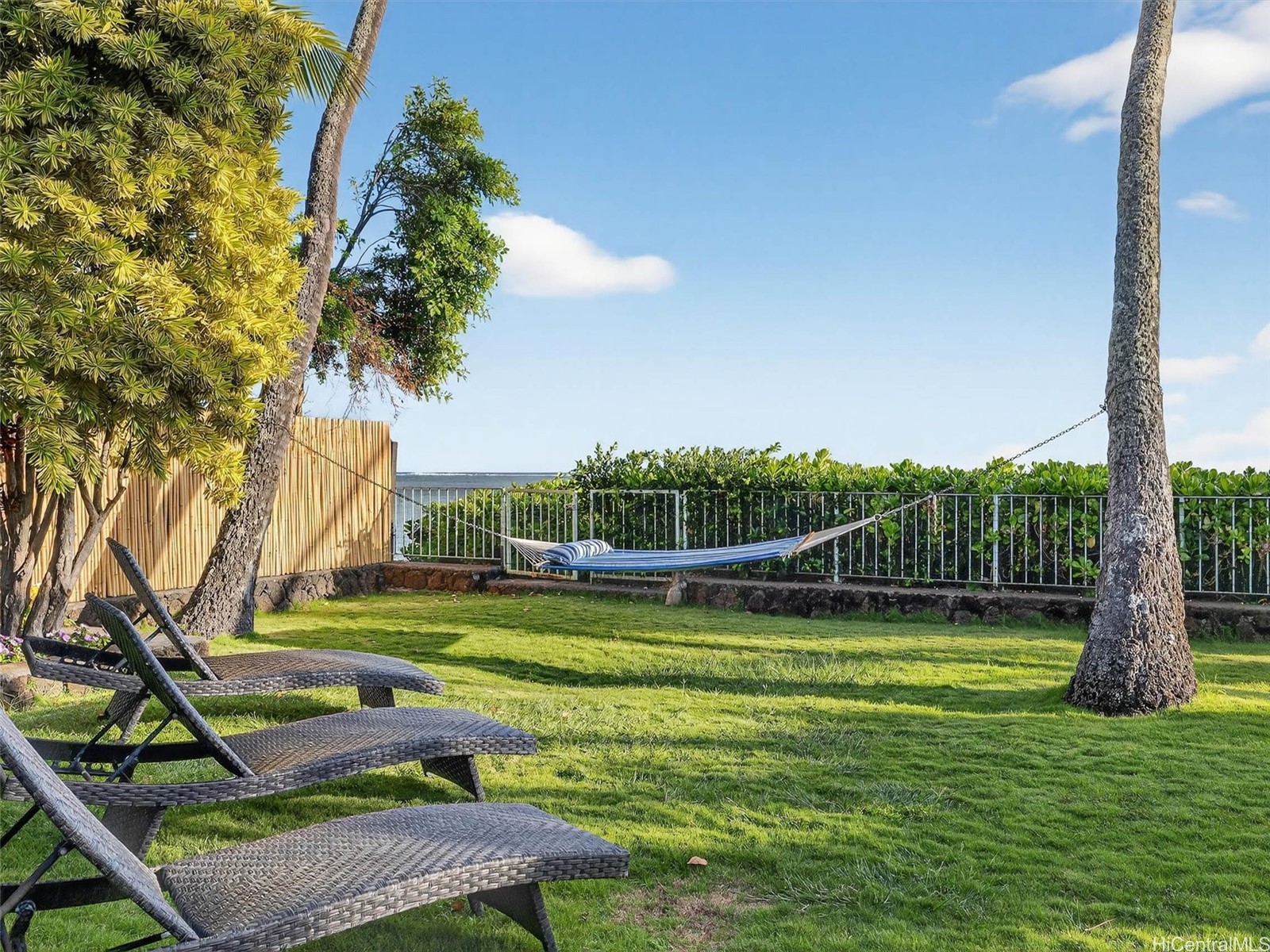 5543 Kalanianaole Highway