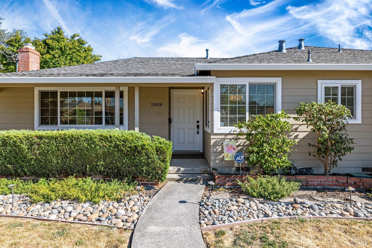 2808 Spring Creek Drive