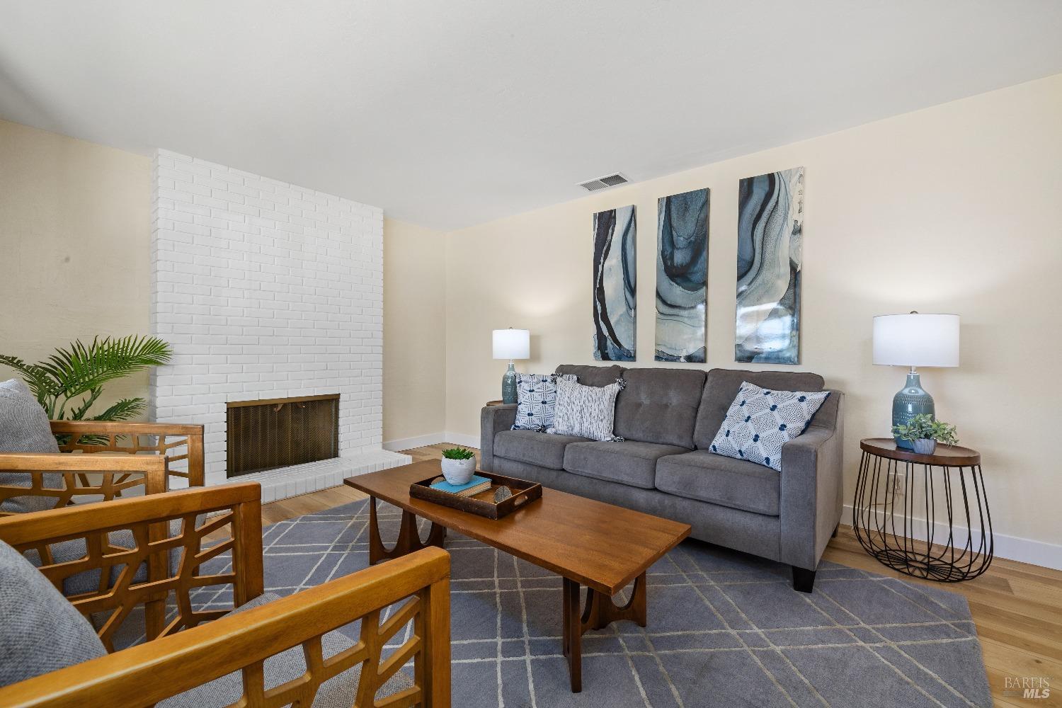 2808 Spring Creek Drive