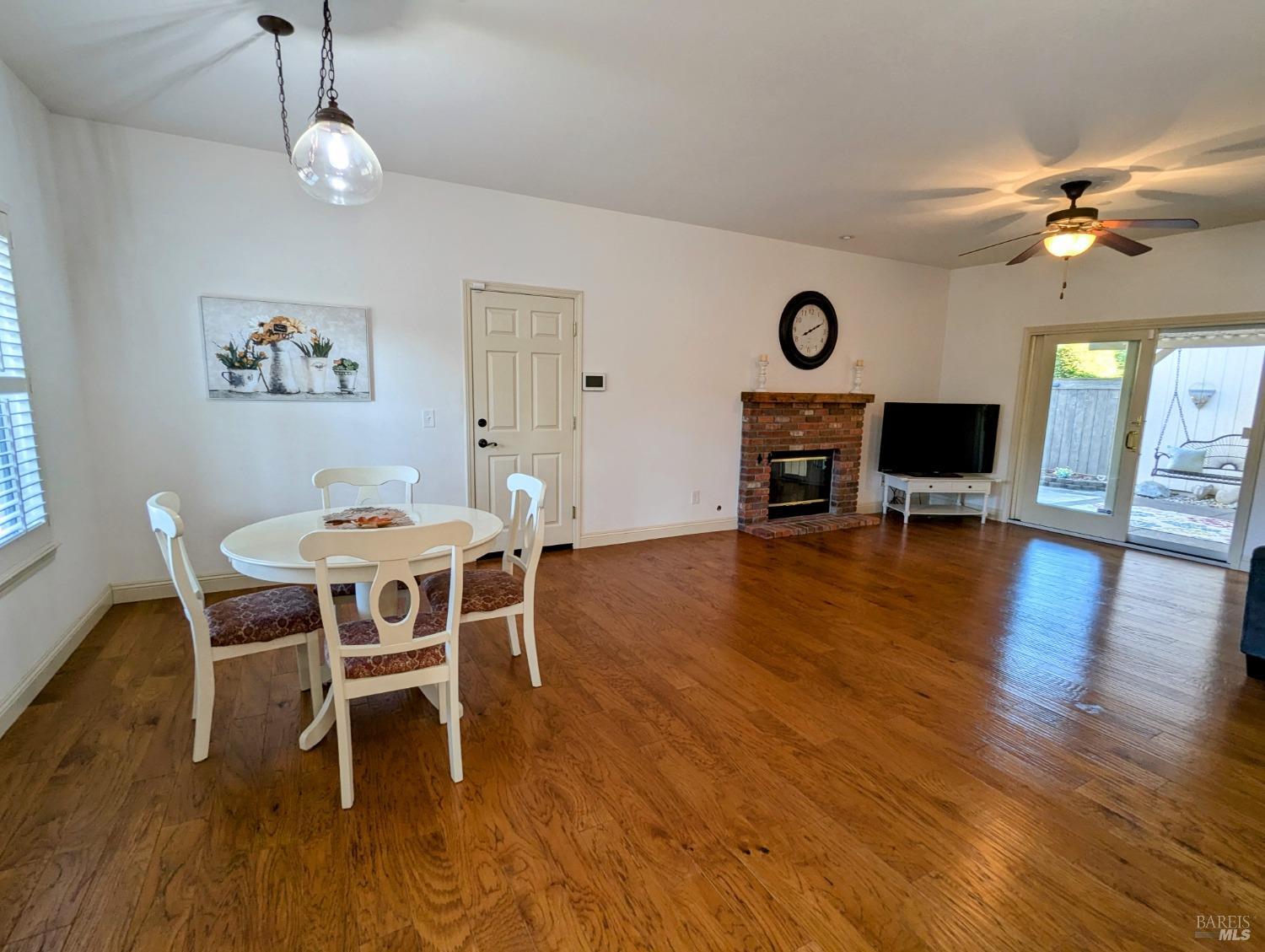 729 Rosemary Clooney Court