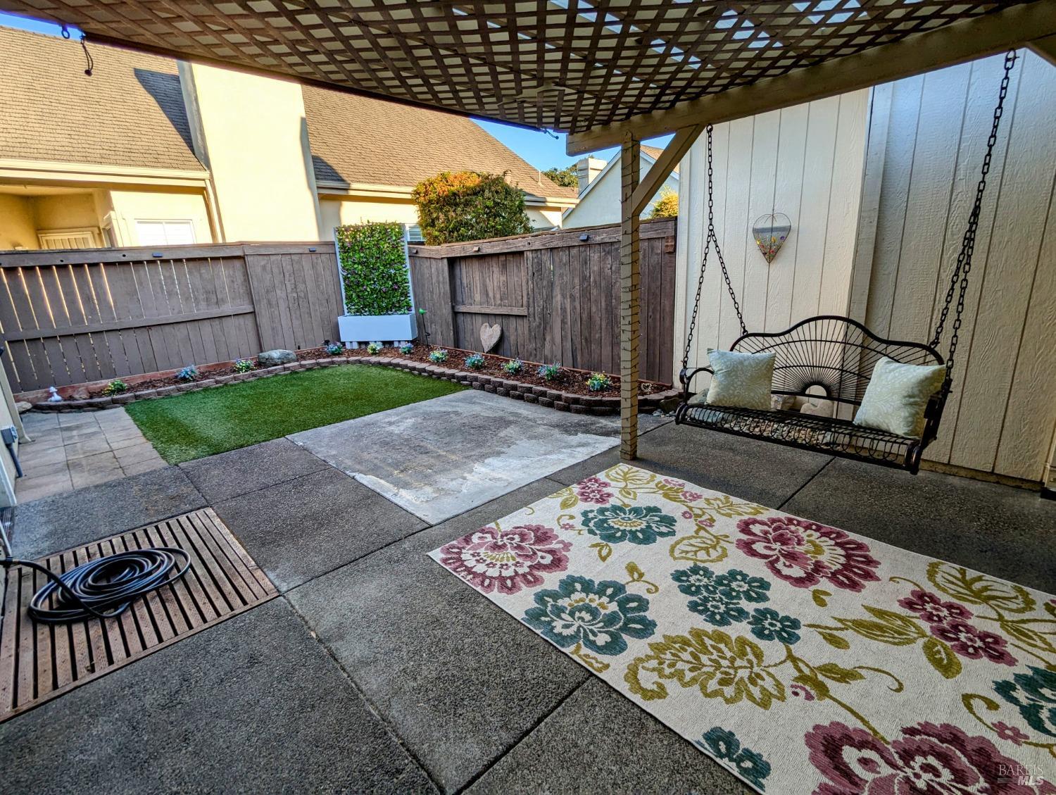 729 Rosemary Clooney Court