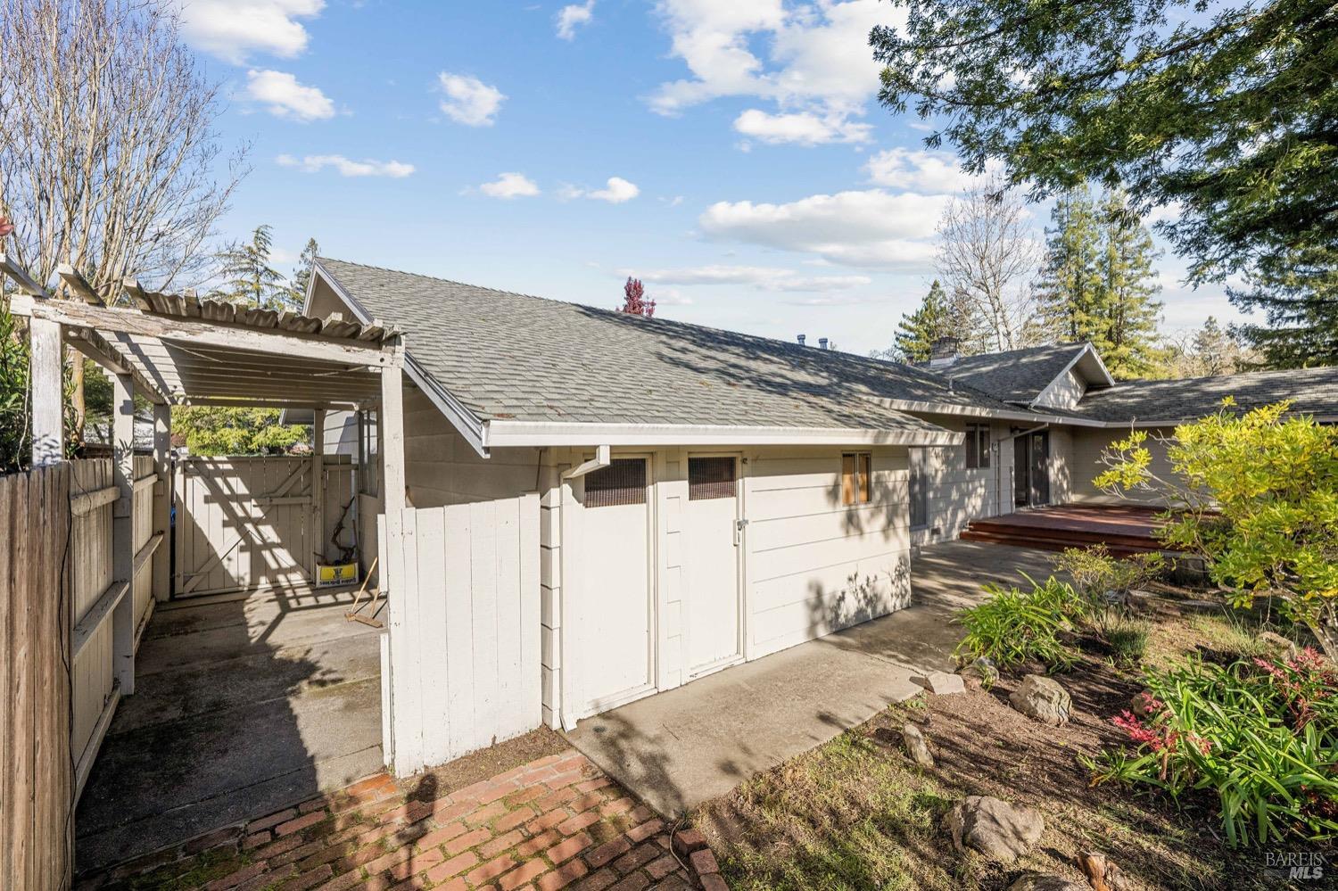 616 Terra Linda Court