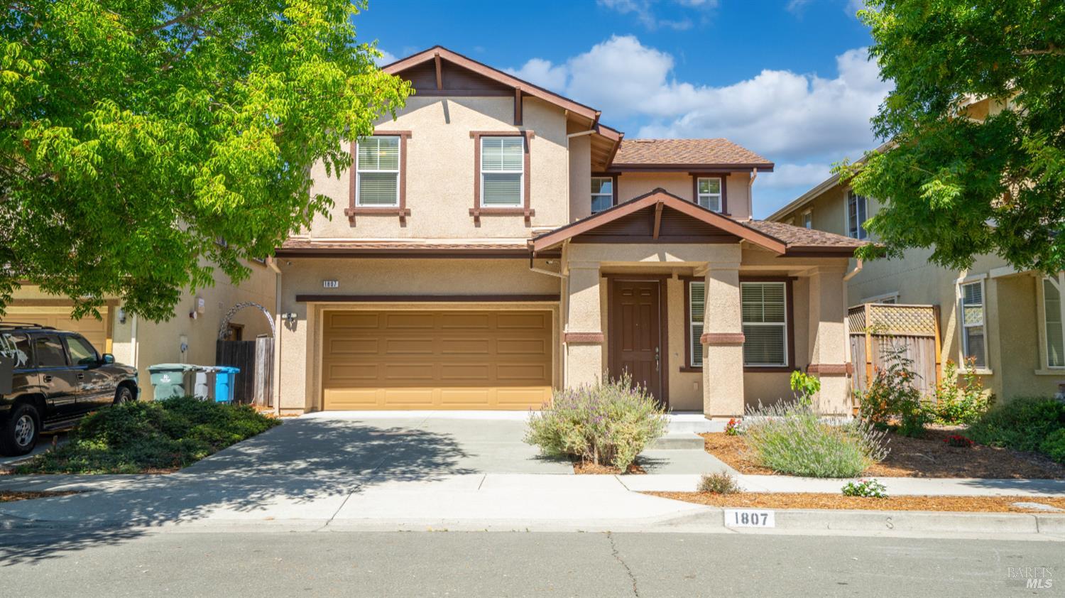 1807 Sage Way