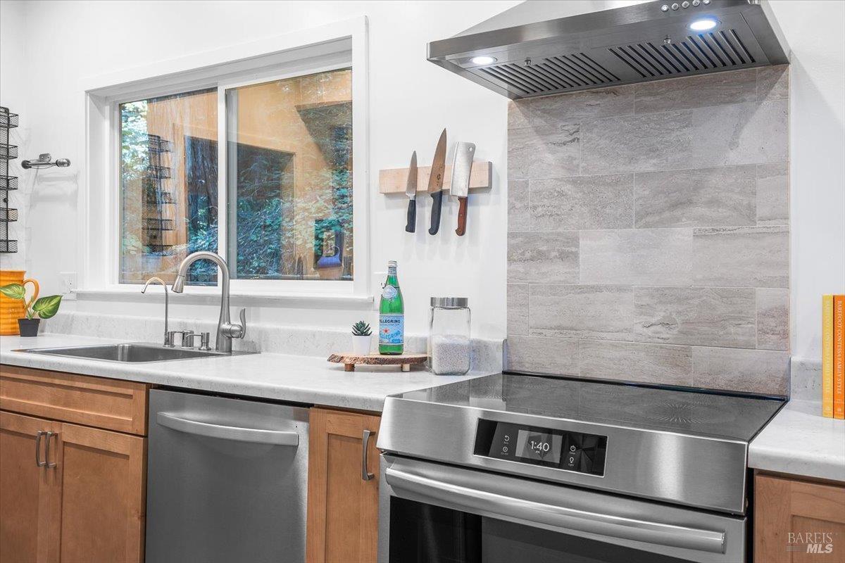 17900 Santa Rosa Avenue