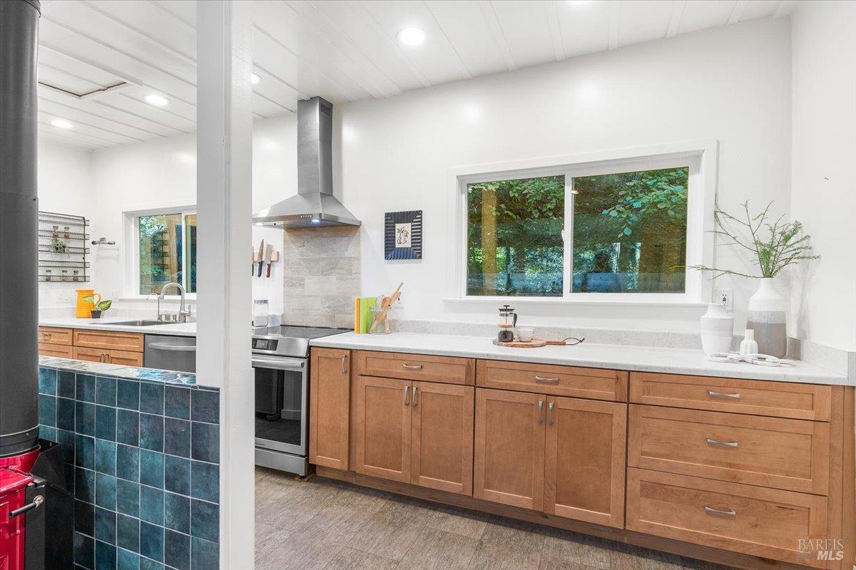 17900 Santa Rosa Avenue