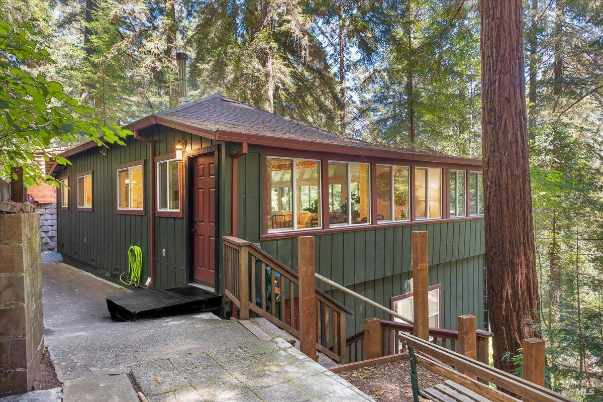 17900 Santa Rosa Avenue