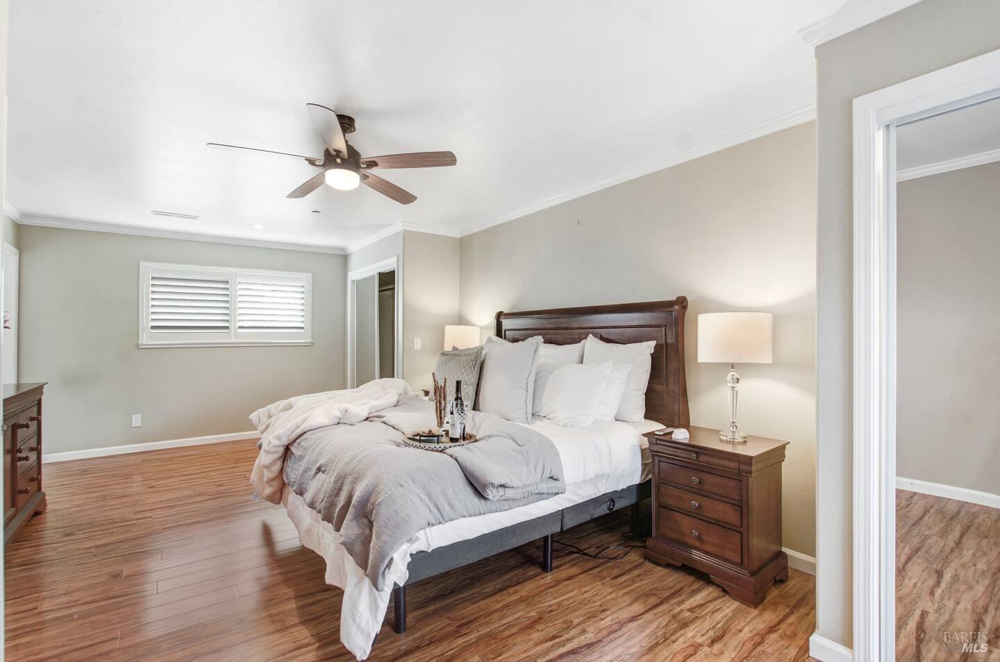 1721 Jennings Avenue