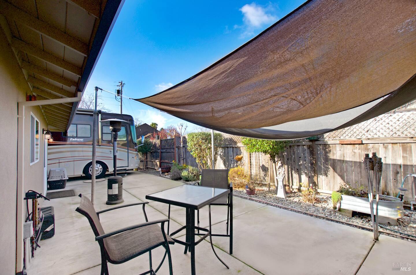 1721 Jennings Avenue