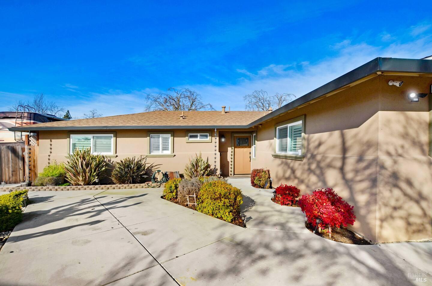 1721 Jennings Avenue