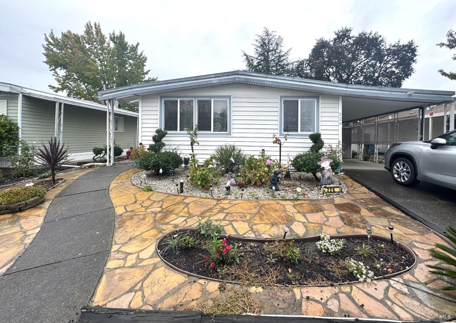 226 Regency Court