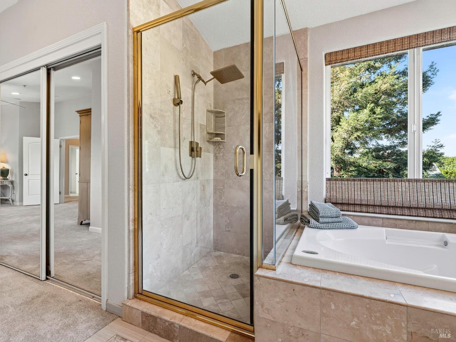 1270 Sweetbriar Drive