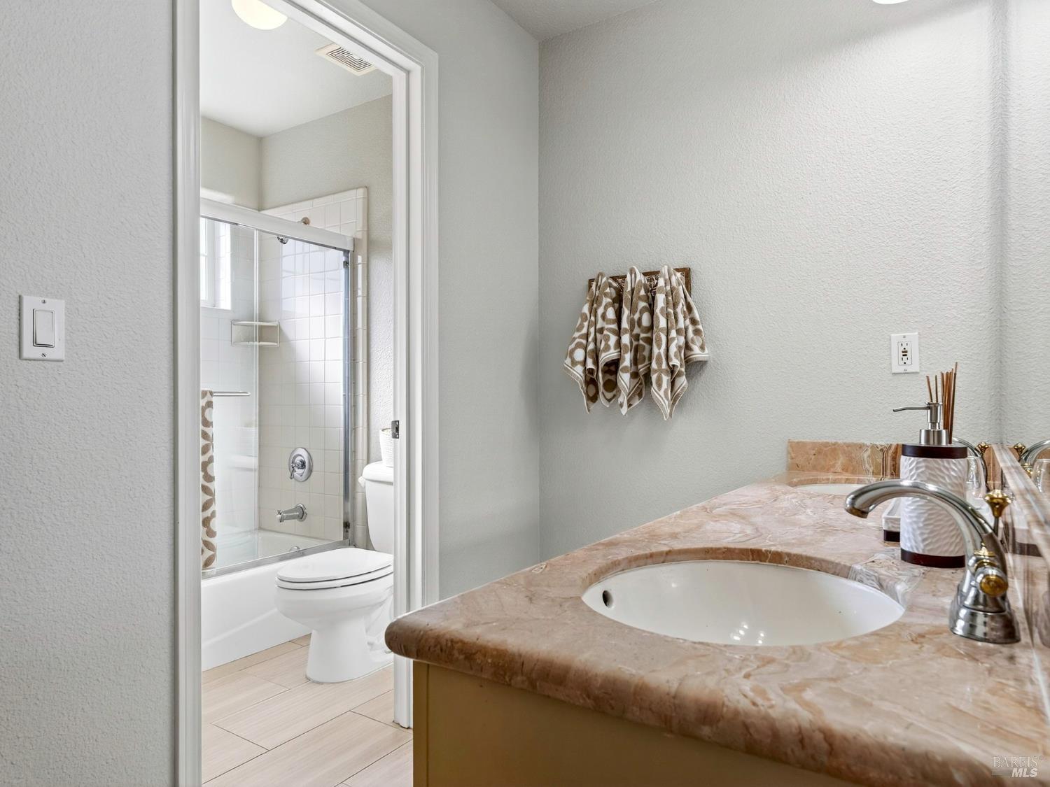 1270 Sweetbriar Drive