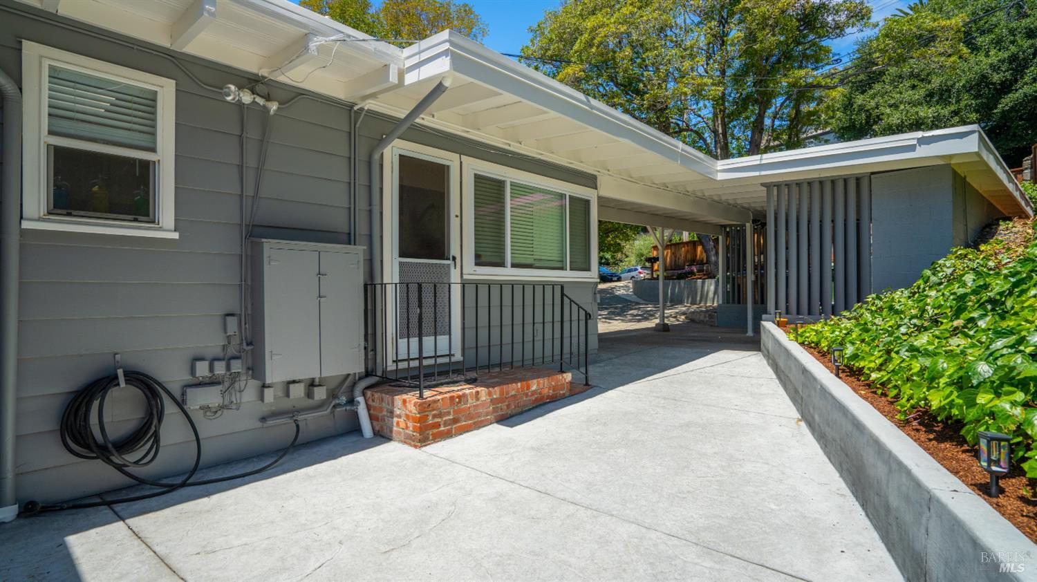 523 Belle Avenue