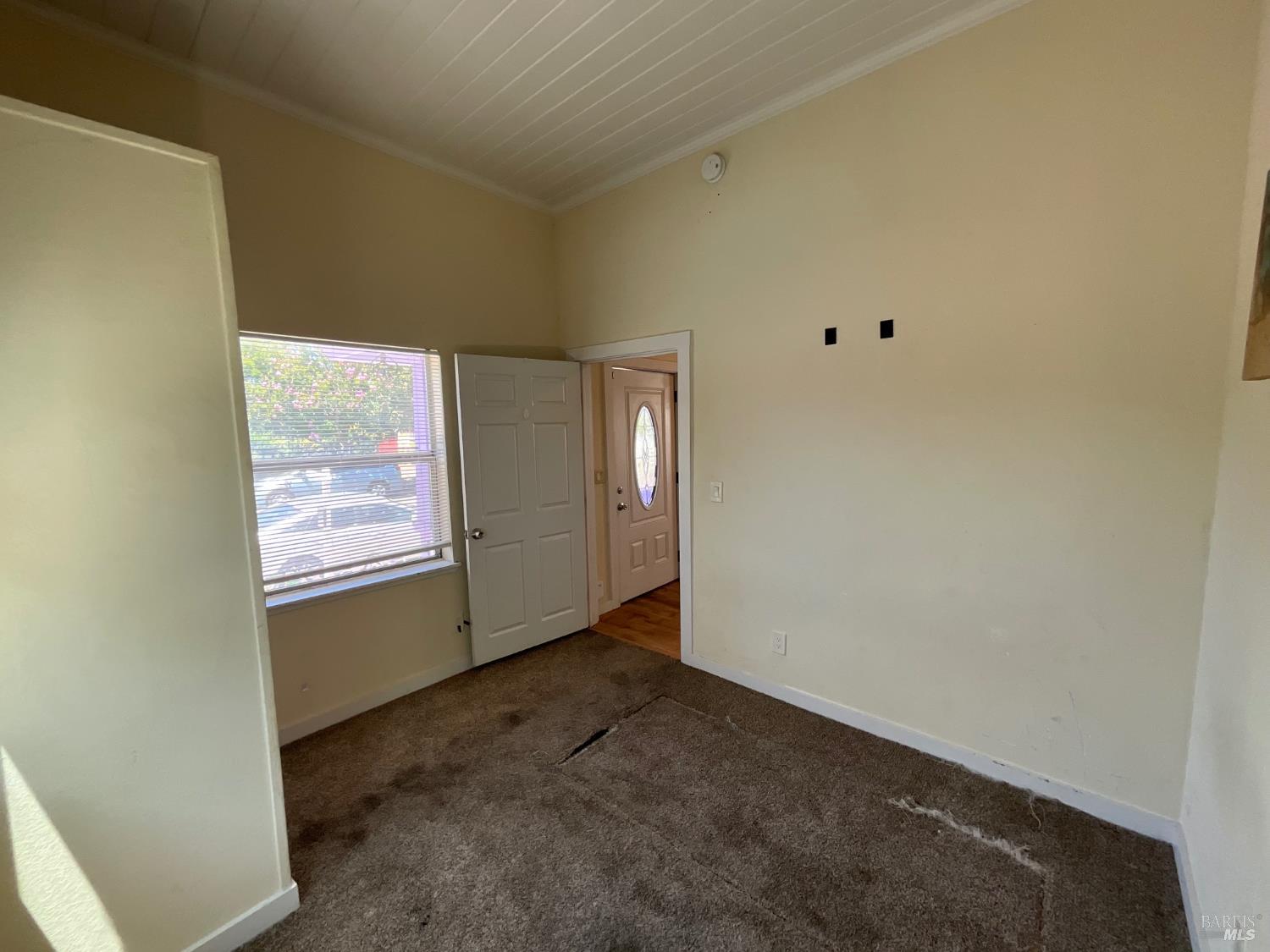 138 W 6th Street