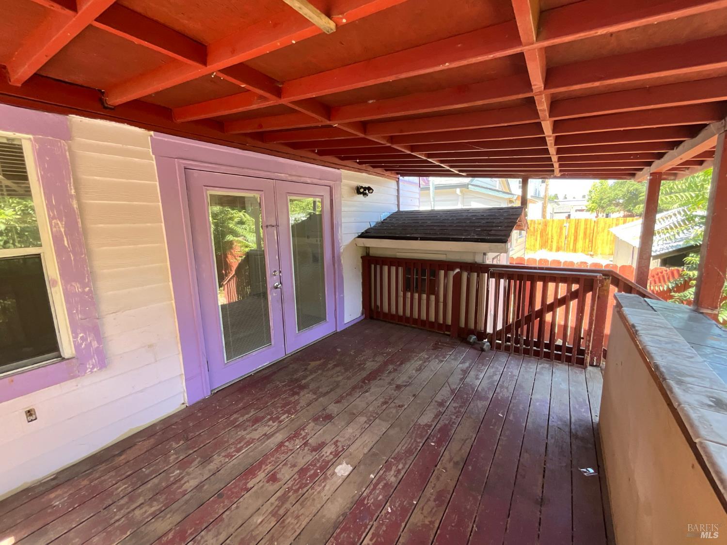 138 W 6th Street