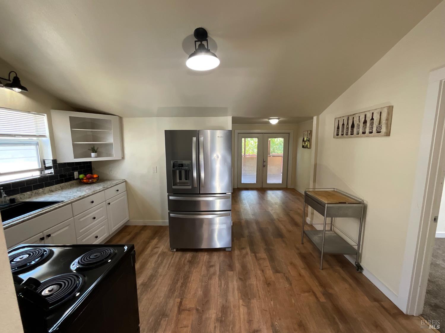 138 W 6th Street