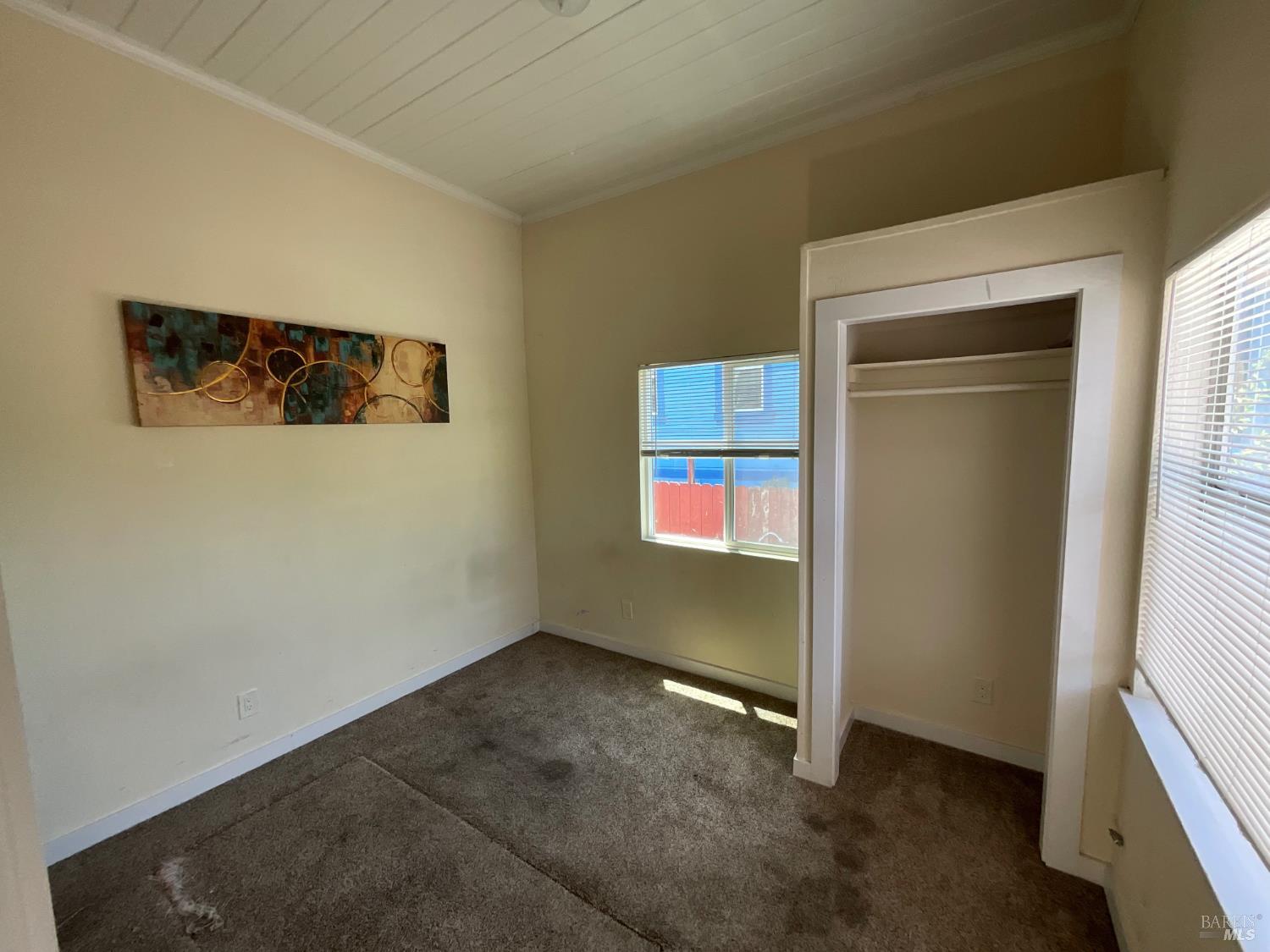 138 W 6th Street