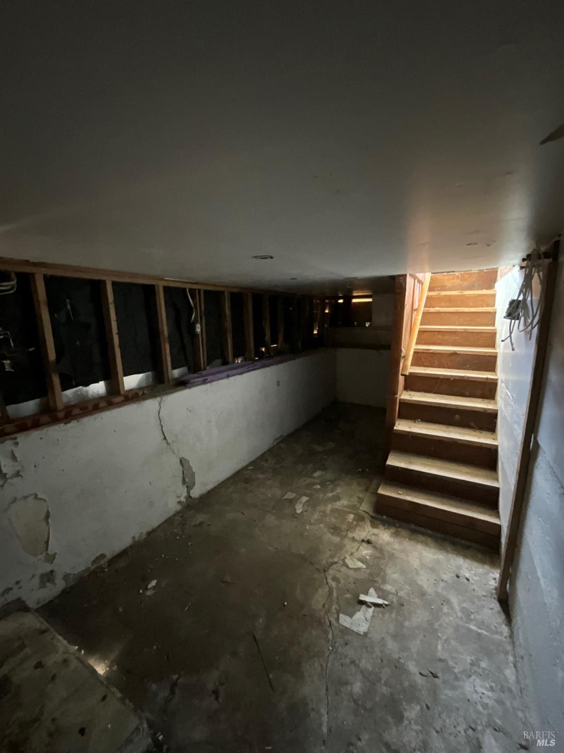 138 W 6th Street