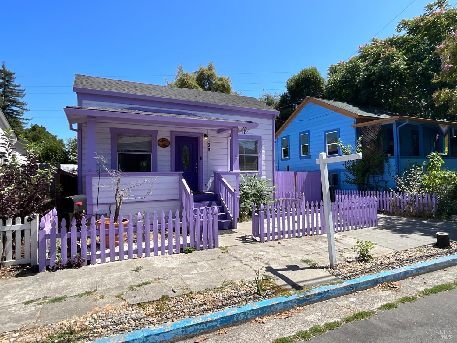 138 W 6th Street