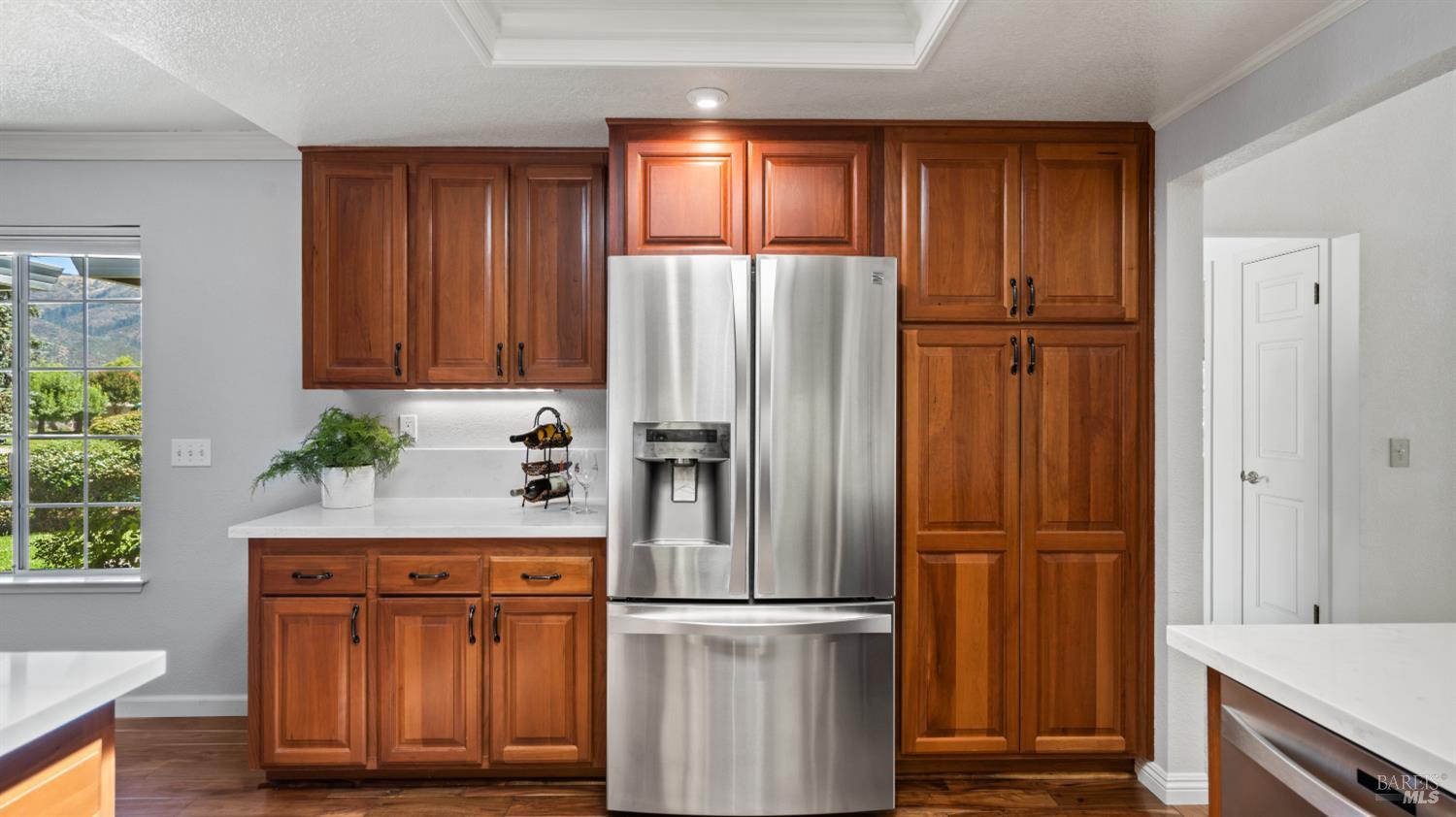 8190 Oakmont Drive