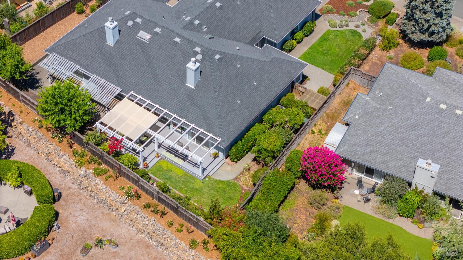 8190 Oakmont Drive