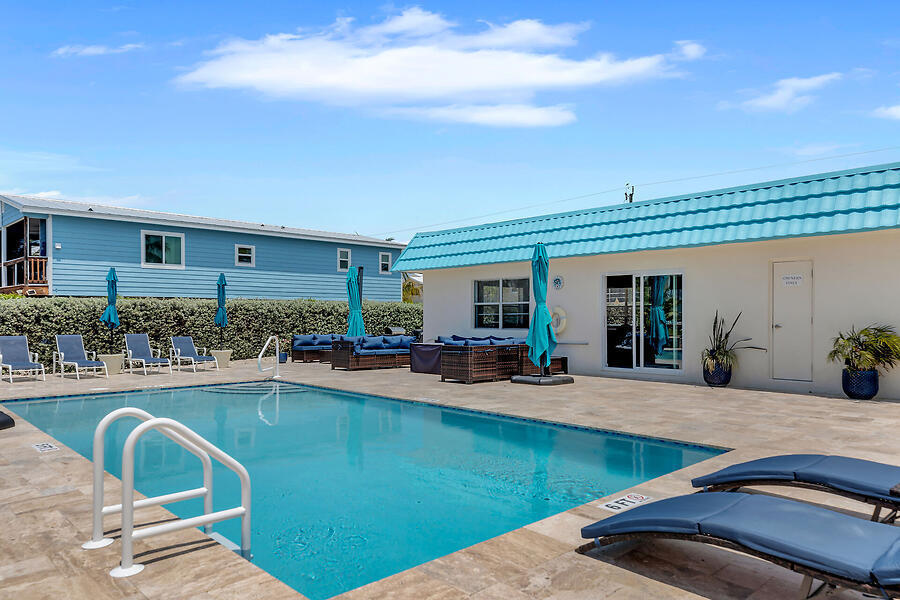 389 N Anglers Drive Unit: 206