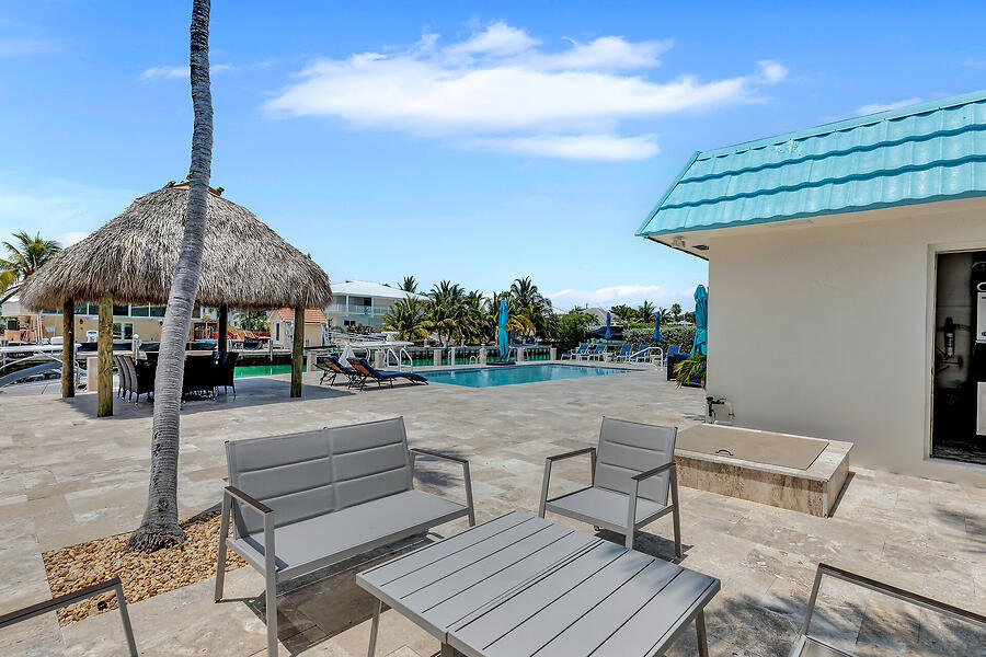 389 N Anglers Drive Unit: 206