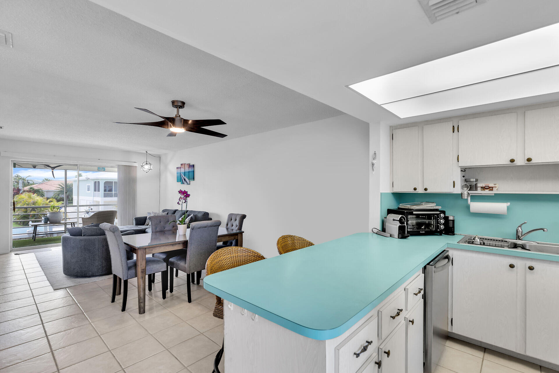 389 N Anglers Drive Unit: 206