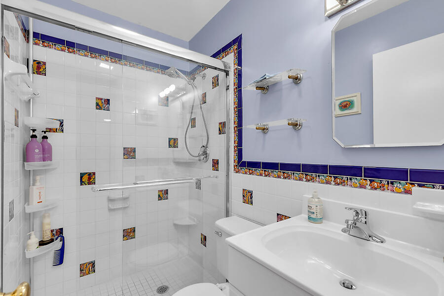 389 N Anglers Drive Unit: 206