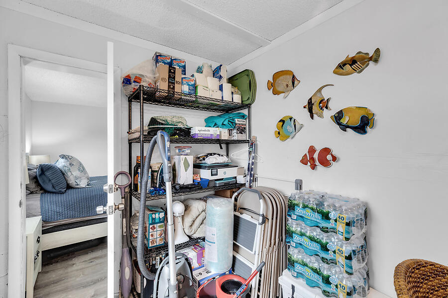 389 N Anglers Drive Unit: 206